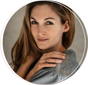 traupoesie-freie-trauungen-stefanie-keller-hochzeit-trauredner_header_freie-trauungen_partner_alicia-sangerin